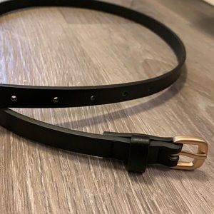 Glassons black skinny belt